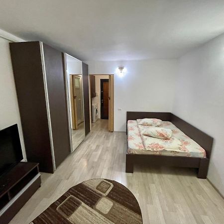 Garsoniera moderna Apartment Piteşti Exterior foto