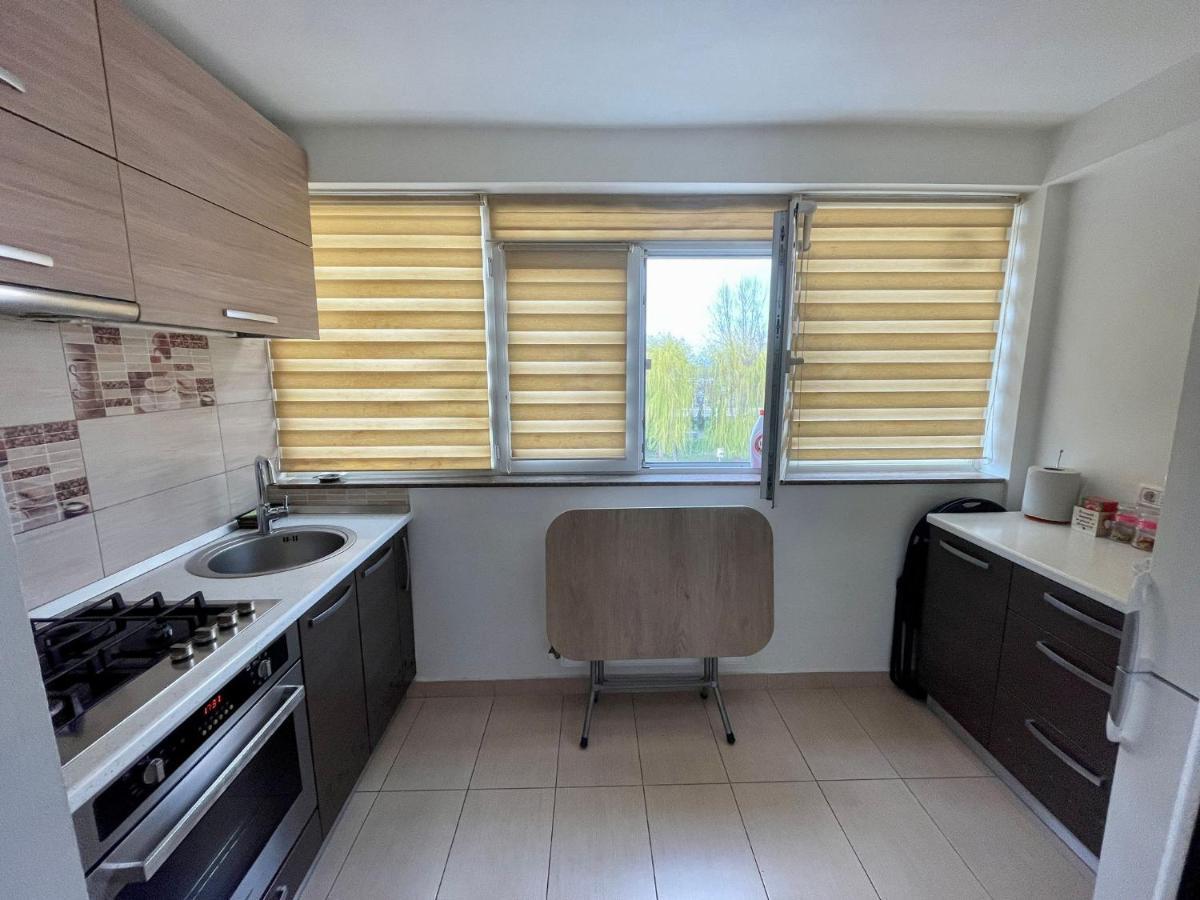 Garsoniera moderna Apartment Piteşti Exterior foto