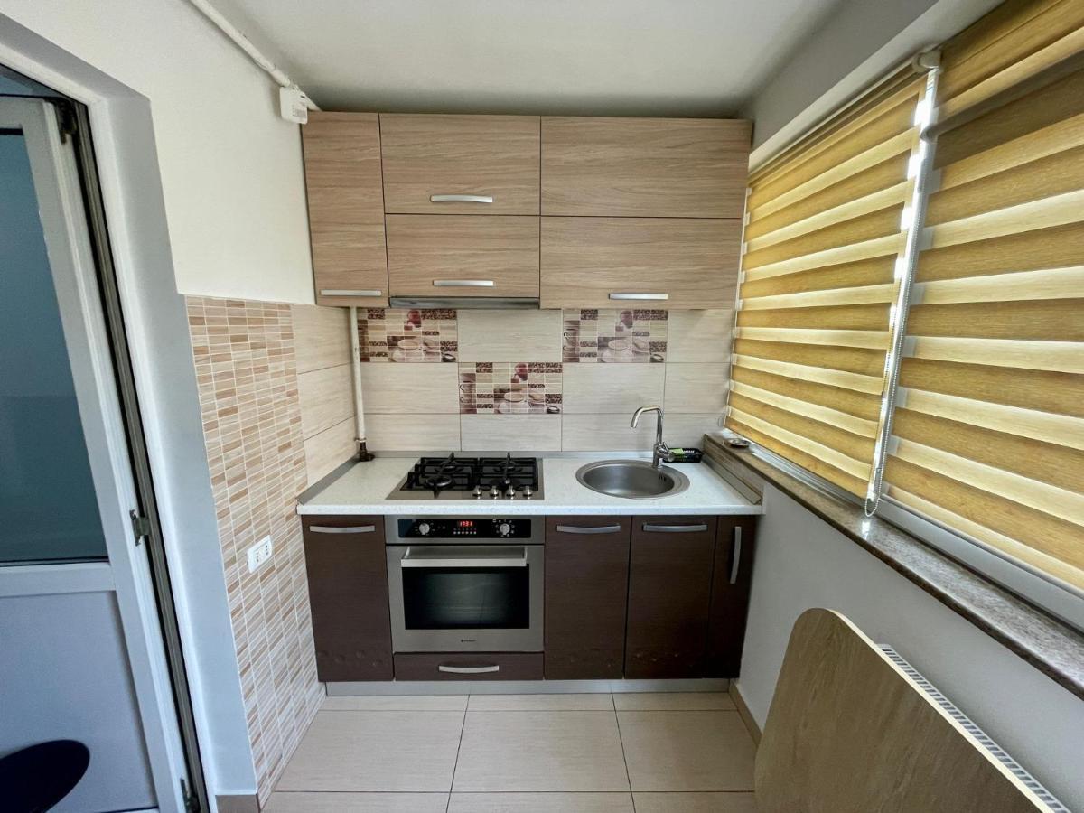 Garsoniera moderna Apartment Piteşti Exterior foto