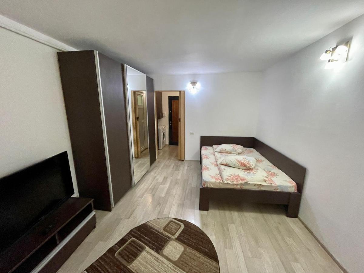 Garsoniera moderna Apartment Piteşti Exterior foto